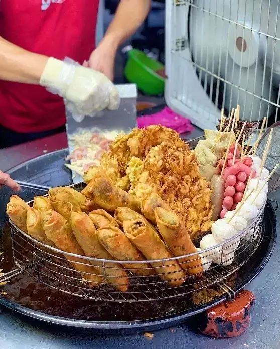 宜蘭銅板美食 必推冬山春捲蝦餅