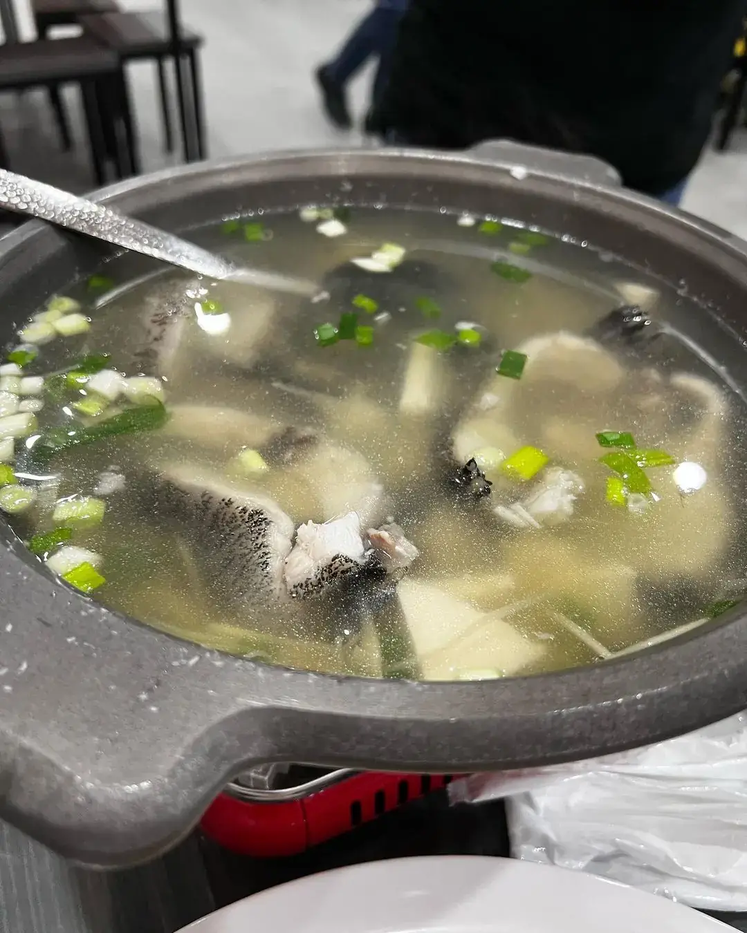 高CP值蔗香脆皮桶仔雞 宜蘭必吃美食大仁哥