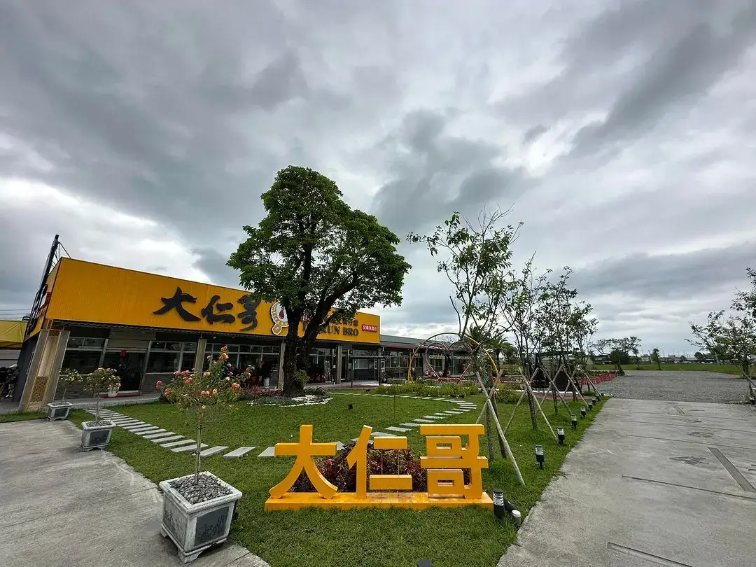 高CP值蔗香脆皮桶仔雞 宜蘭必吃美食大仁哥