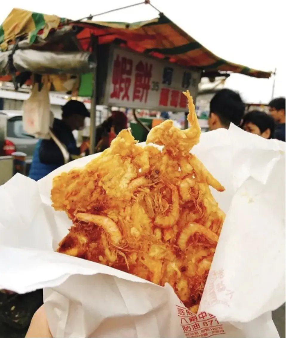 南方澳美食推薦無名蝦餅 不只比臉還大 價錢還佛心