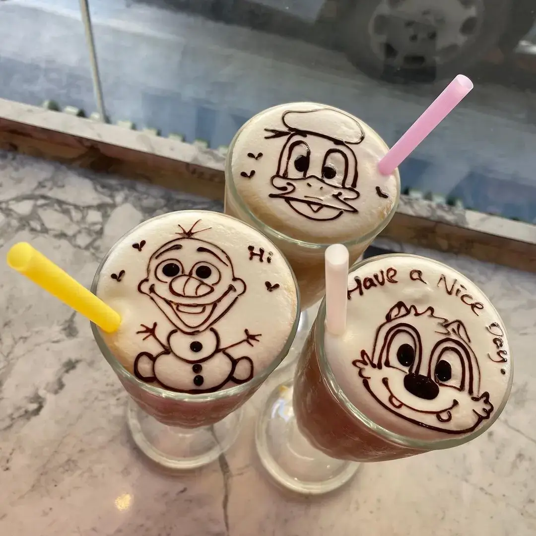 初firstday food 早午餐 超卡哇伊拉花咖啡